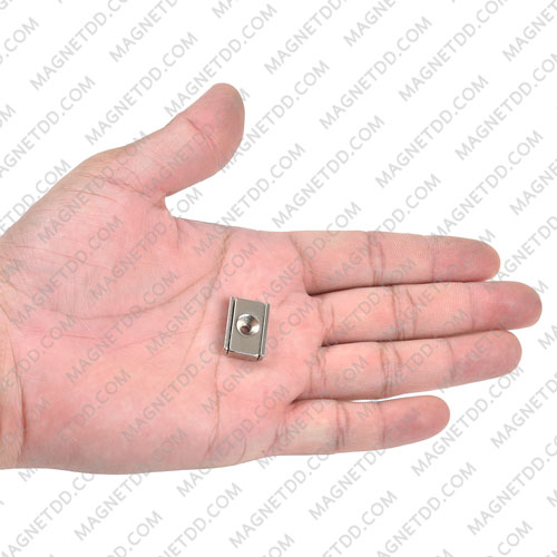 Mounting Magnet สี่เหลี่ยม 20mm x 13.5mm x 5mm รู 3.3mm แม่เหล็กถาวรนีโอไดเมี่ยม NdFeB (Neodymium)