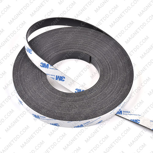 แม่เหล็กยางสติกเกอร์ 3M ขนาด 15mm x 1.5mm ยาว - 10เมตร [ยกม้วน] แม่เหล็กถาวรยาง Flexible Rubber Magnets