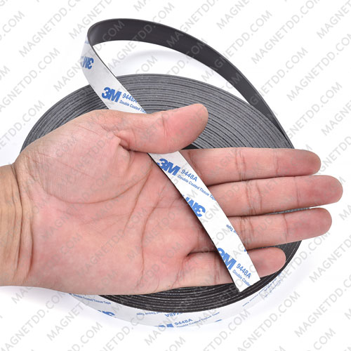 แม่เหล็กยางสติกเกอร์ 3M ขนาด 15mm x 1.5mm ยาว 1เมตร แม่เหล็กถาวรยาง Flexible Rubber Magnets