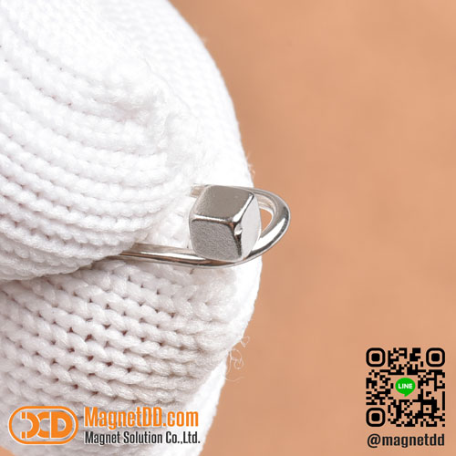 แม่เหล็กแรงสูง สี่เหลี่ยมลูกบาศก์ 3mm x 3mm x 3mm : งาน Defect งานตำหนิ คุณภาพสูง ราคาพิเศษ